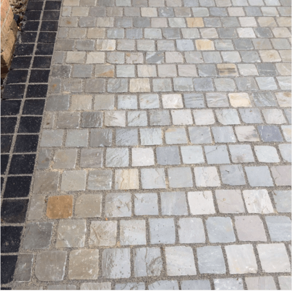 Kandla Grey Indian Sandstone Cobblestones Setts Pack 100 x 100 7m2 40mm to 60mm