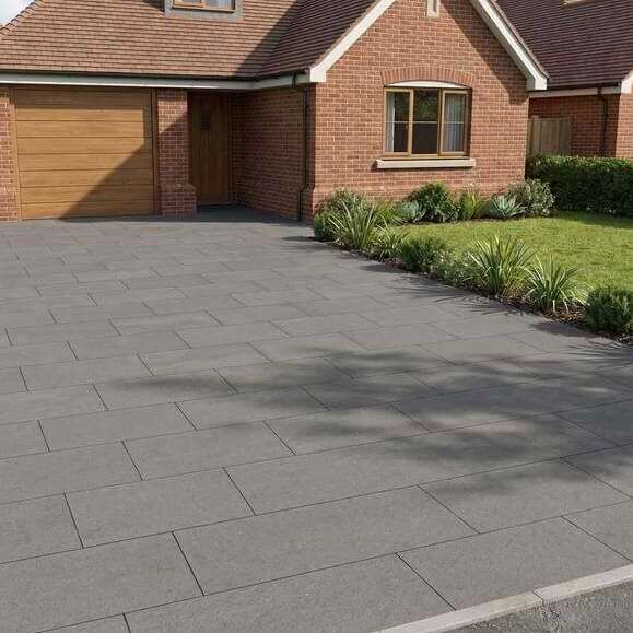 Basalto Charcoal Outdoor Italian Porcelain Paving Slabs – 1000×500 – 20mm