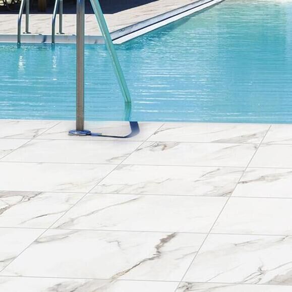 Calacatta Marble Effect – Anti-Slip Porcelain Patio Slabs – 900×600