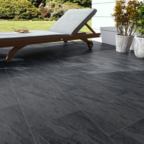 Charcoal Brazilian Slate – Outdoor Porcelain Paving Slabs – 900×600