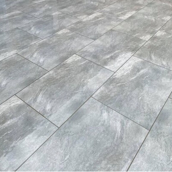 Earthcore Grey Outdoor Porcelain Paving Slabs – 900×600