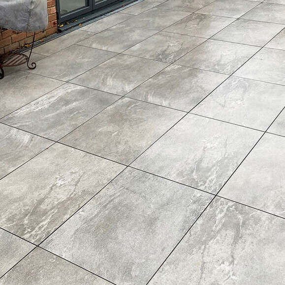 Earthcore Grey Outdoor Porcelain Paving Slabs – 900×600